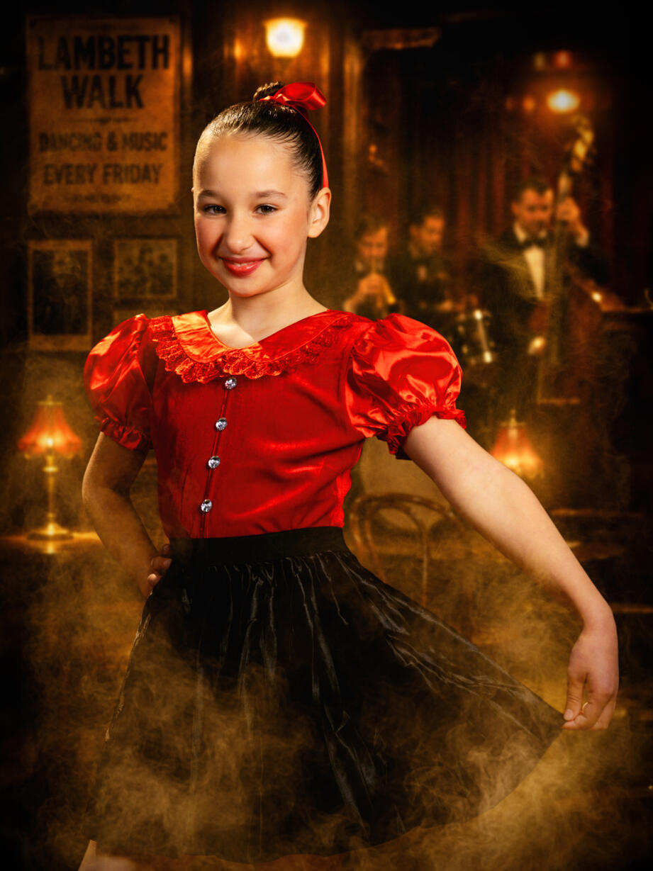 Portrait dance photography (Lambeth Walk)